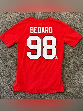 Official NHL Bedard #98 Black Hawks tshirt Lg -14/16